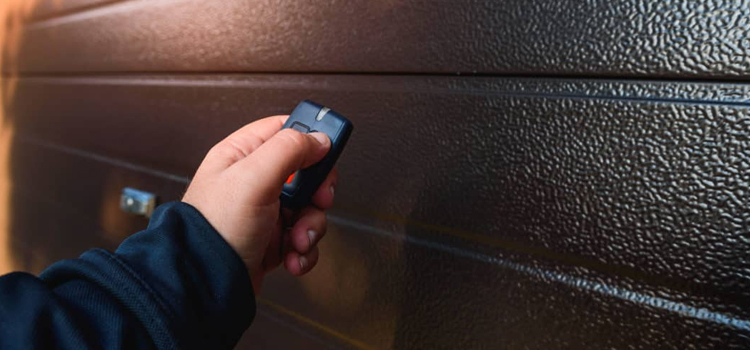 automatic door opener with remote control in Eustis